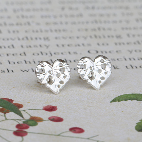 kawakawa studs