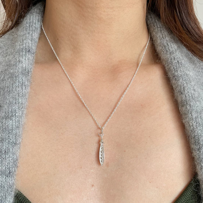 peas in a pod necklace