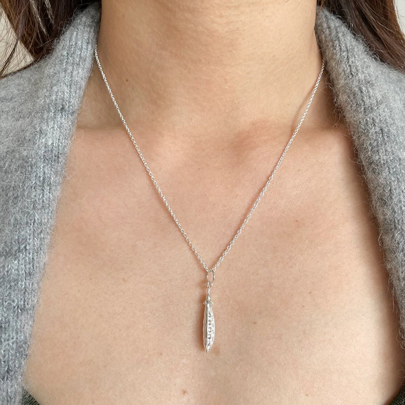 peas in a pod necklace