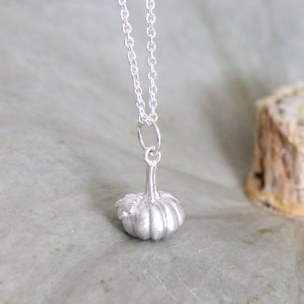 pumpkin necklace silver