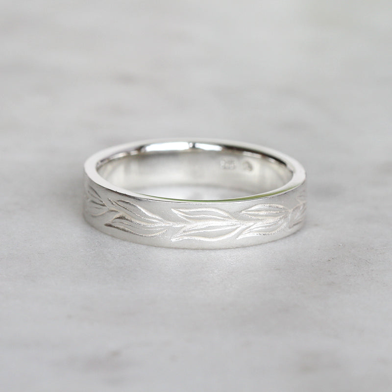 olive men's ring