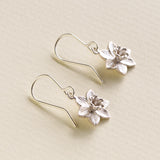 daffodil dangle earrings