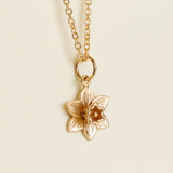 daffodil necklace gold