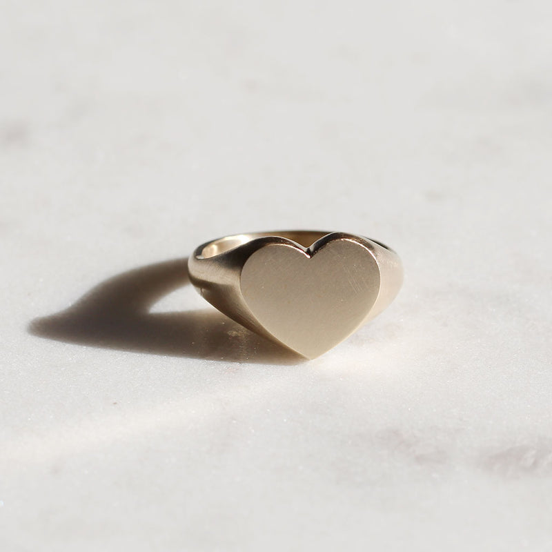 gold heart signet ring