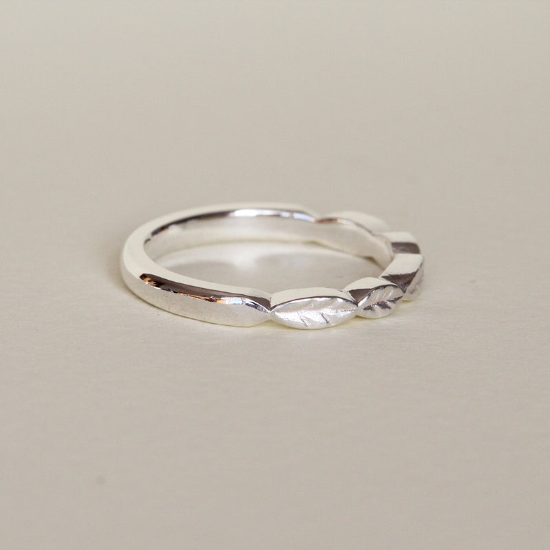 leaf silver ring