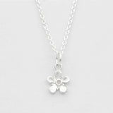 manuka flower necklace in silver