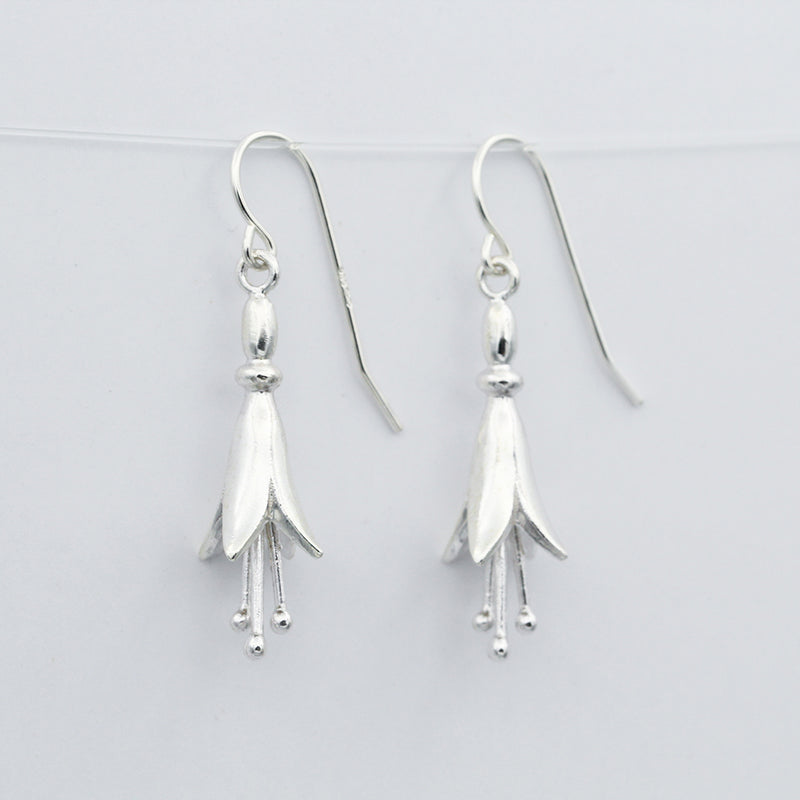 tree fuchsia flower earrings. NZ native flower earrings